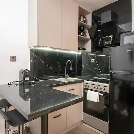 Antigonidon Loft Apartment