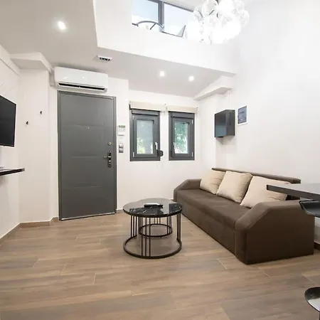 Antigonidon Loft *